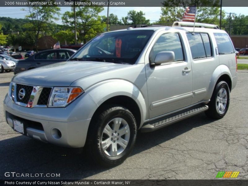 Silver Lightning Metallic / Graphite 2006 Nissan Pathfinder LE 4x4