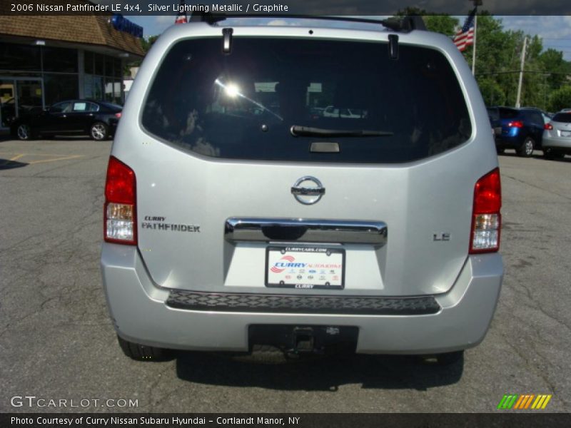 Silver Lightning Metallic / Graphite 2006 Nissan Pathfinder LE 4x4