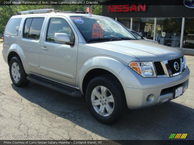 Silver Lightning Metallic / Graphite 2006 Nissan Pathfinder LE 4x4