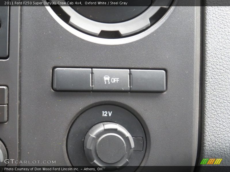 Oxford White / Steel Gray 2011 Ford F250 Super Duty XL Crew Cab 4x4