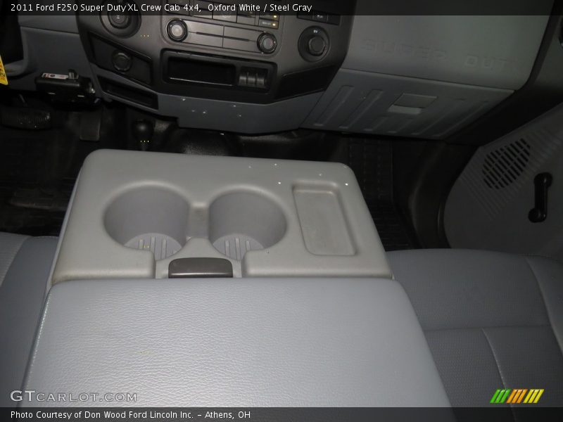 Oxford White / Steel Gray 2011 Ford F250 Super Duty XL Crew Cab 4x4