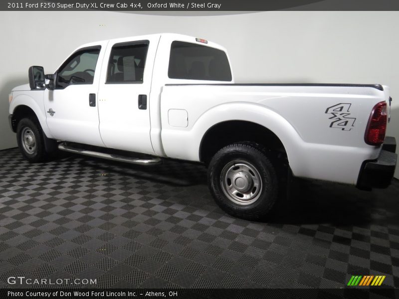 Oxford White / Steel Gray 2011 Ford F250 Super Duty XL Crew Cab 4x4