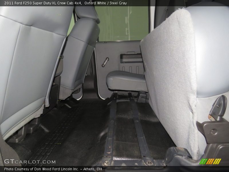 Oxford White / Steel Gray 2011 Ford F250 Super Duty XL Crew Cab 4x4