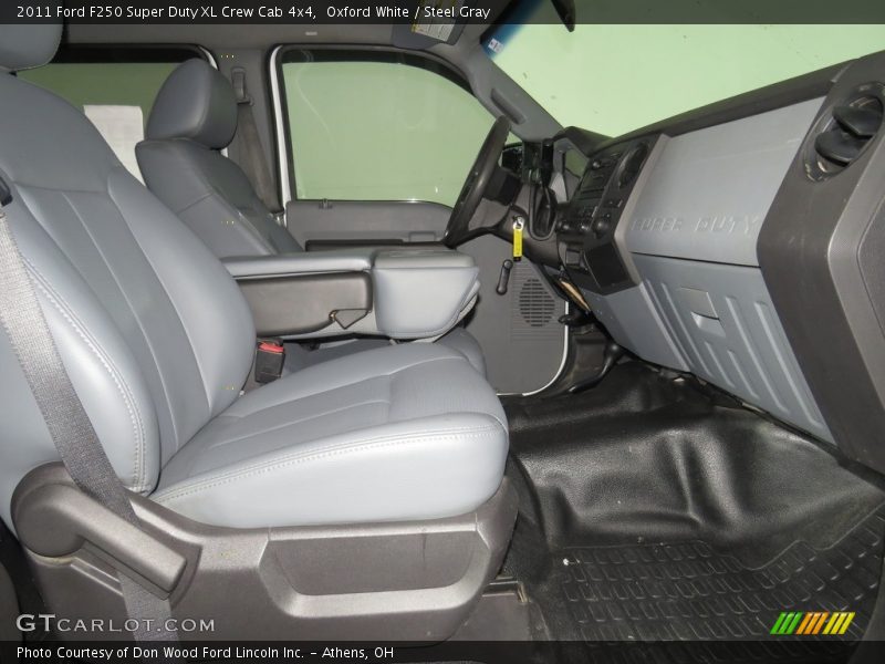 Oxford White / Steel Gray 2011 Ford F250 Super Duty XL Crew Cab 4x4