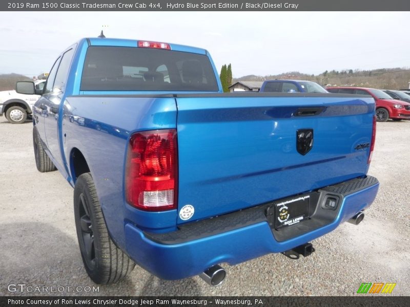 Hydro Blue Sport Edition / Black/Diesel Gray 2019 Ram 1500 Classic Tradesman Crew Cab 4x4