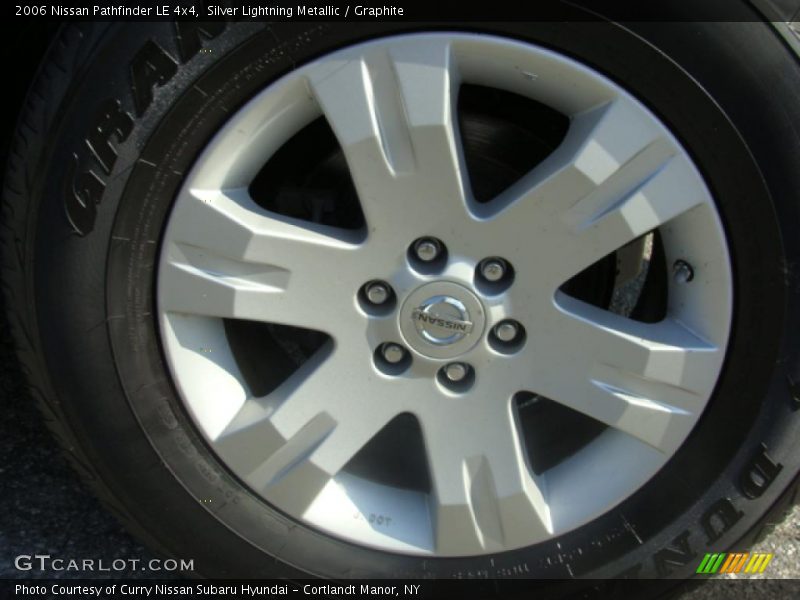 Silver Lightning Metallic / Graphite 2006 Nissan Pathfinder LE 4x4