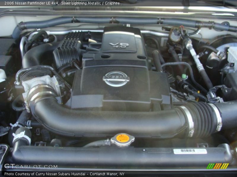 Silver Lightning Metallic / Graphite 2006 Nissan Pathfinder LE 4x4