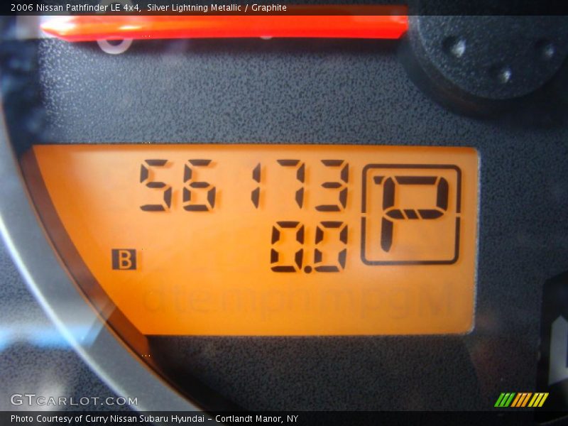 Silver Lightning Metallic / Graphite 2006 Nissan Pathfinder LE 4x4