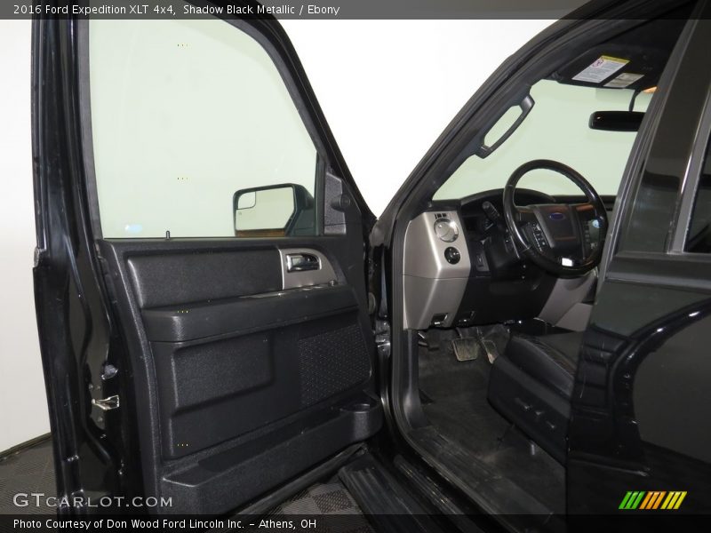 Shadow Black Metallic / Ebony 2016 Ford Expedition XLT 4x4