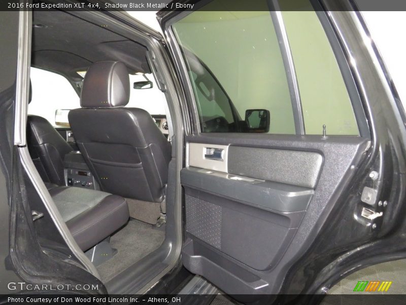 Shadow Black Metallic / Ebony 2016 Ford Expedition XLT 4x4