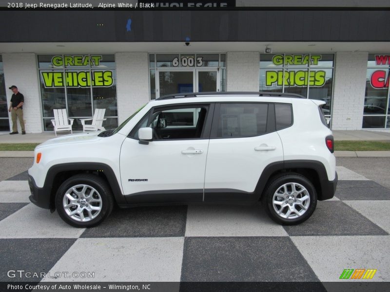 Alpine White / Black 2018 Jeep Renegade Latitude