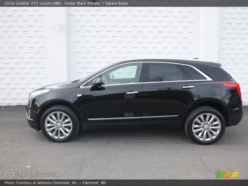 Stellar Black Metallic / Sahara Beige 2019 Cadillac XT5 Luxury AWD