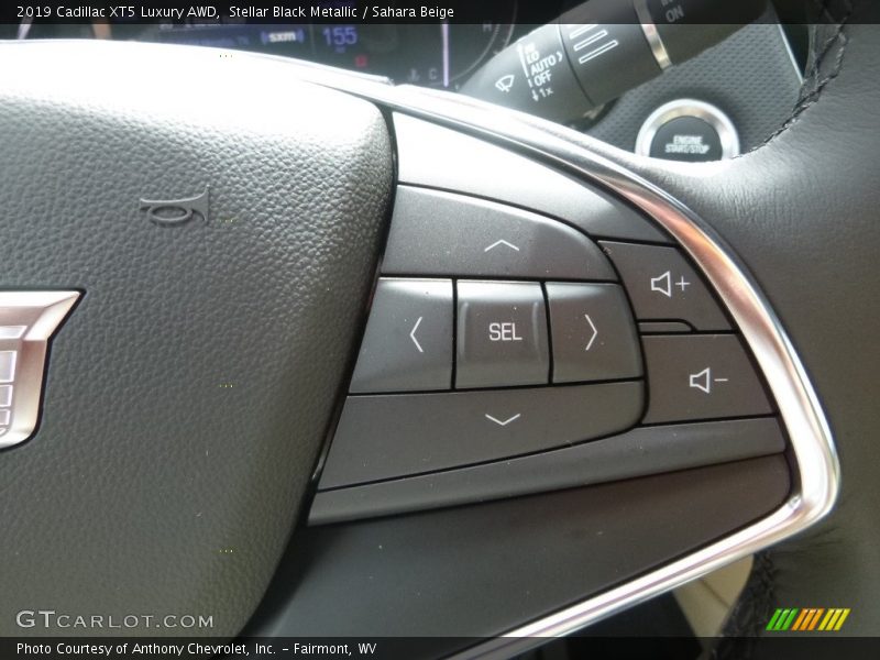 Stellar Black Metallic / Sahara Beige 2019 Cadillac XT5 Luxury AWD