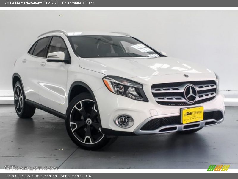 Polar White / Black 2019 Mercedes-Benz GLA 250