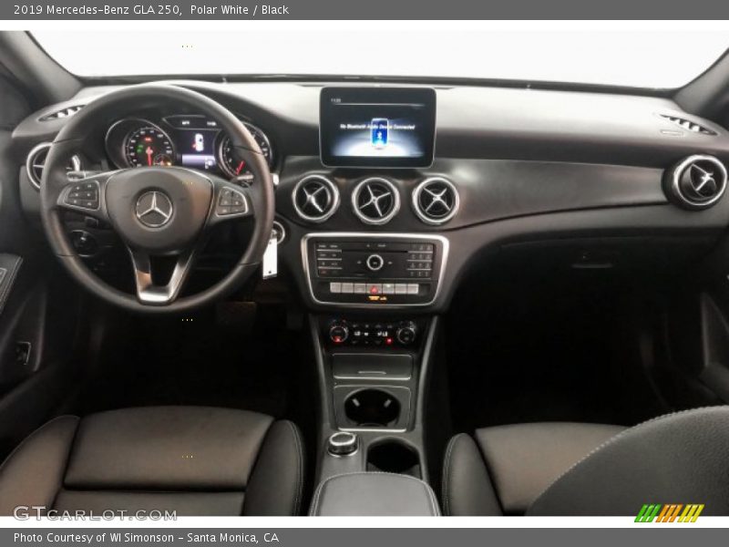Polar White / Black 2019 Mercedes-Benz GLA 250