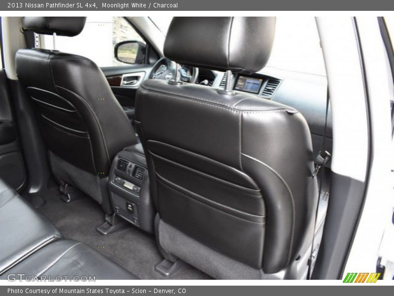 Moonlight White / Charcoal 2013 Nissan Pathfinder SL 4x4