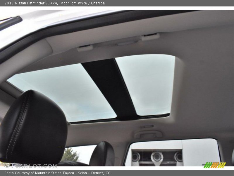 Moonlight White / Charcoal 2013 Nissan Pathfinder SL 4x4