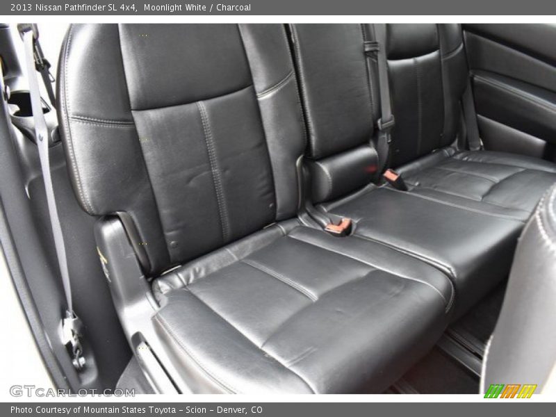 Moonlight White / Charcoal 2013 Nissan Pathfinder SL 4x4