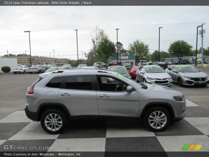 Billet Silver Metallic / Black 2019 Jeep Cherokee Latitude