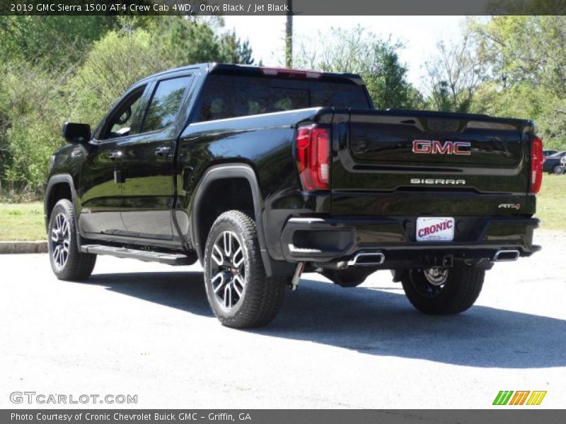 Onyx Black / Jet Black 2019 GMC Sierra 1500 AT4 Crew Cab 4WD