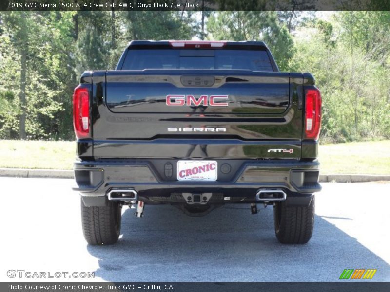 Onyx Black / Jet Black 2019 GMC Sierra 1500 AT4 Crew Cab 4WD
