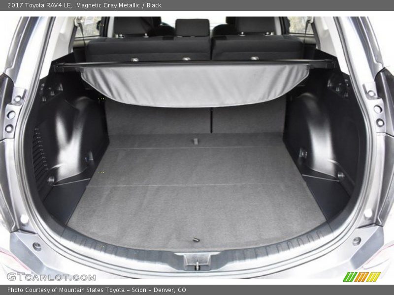Magnetic Gray Metallic / Black 2017 Toyota RAV4 LE