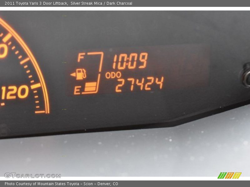Silver Streak Mica / Dark Charcoal 2011 Toyota Yaris 3 Door Liftback