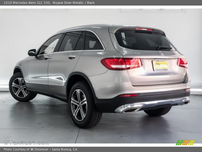 Mojave Silver Metallic / Black 2019 Mercedes-Benz GLC 300