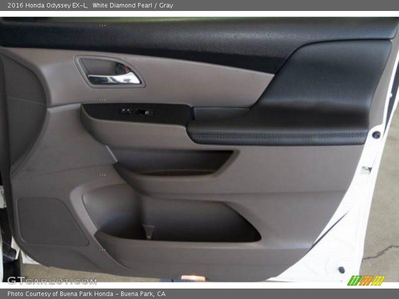 White Diamond Pearl / Gray 2016 Honda Odyssey EX-L