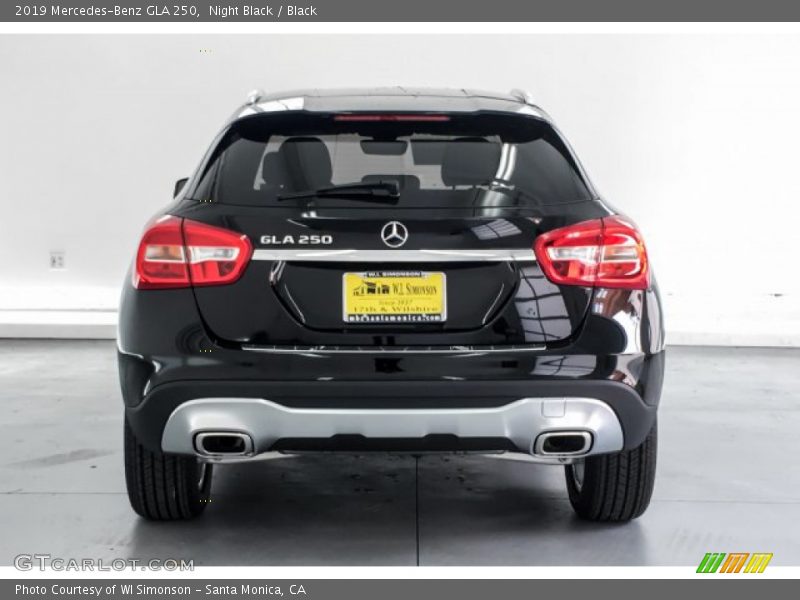 Night Black / Black 2019 Mercedes-Benz GLA 250