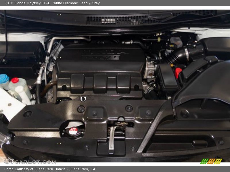 White Diamond Pearl / Gray 2016 Honda Odyssey EX-L