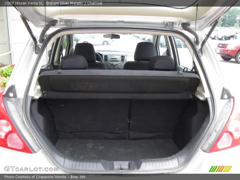 Brilliant Silver Metallic / Charcoal 2007 Nissan Versa SL