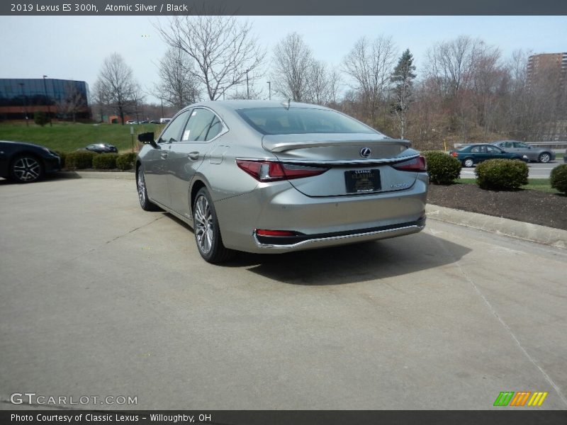 Atomic Silver / Black 2019 Lexus ES 300h