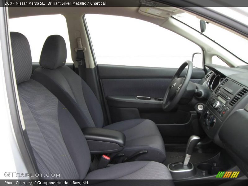 Brilliant Silver Metallic / Charcoal 2007 Nissan Versa SL
