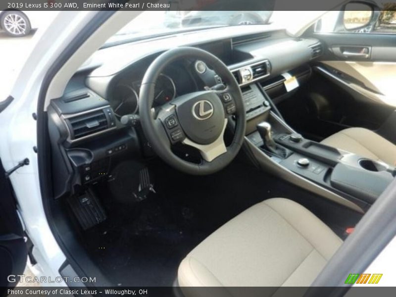 Eminent White Pearl / Chateau 2019 Lexus IS 300 AWD