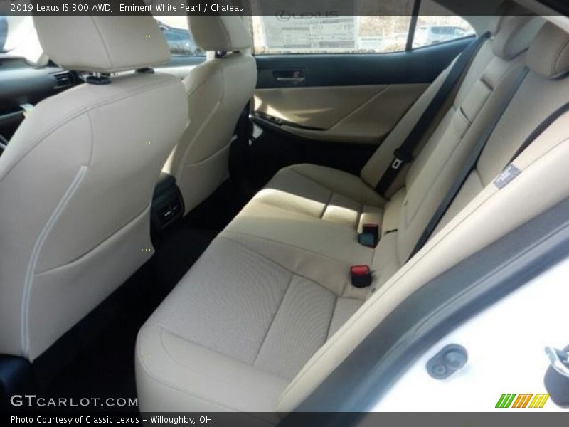 Eminent White Pearl / Chateau 2019 Lexus IS 300 AWD