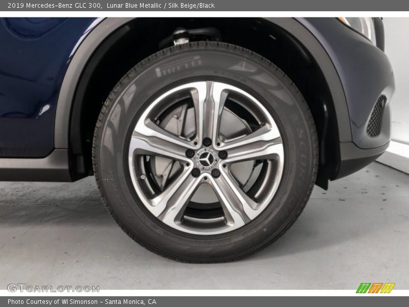 Lunar Blue Metallic / Silk Beige/Black 2019 Mercedes-Benz GLC 300
