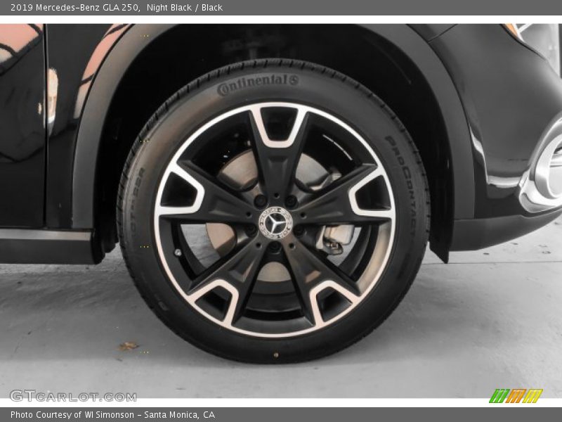 Night Black / Black 2019 Mercedes-Benz GLA 250