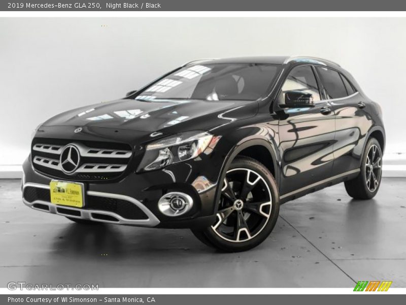 Night Black / Black 2019 Mercedes-Benz GLA 250