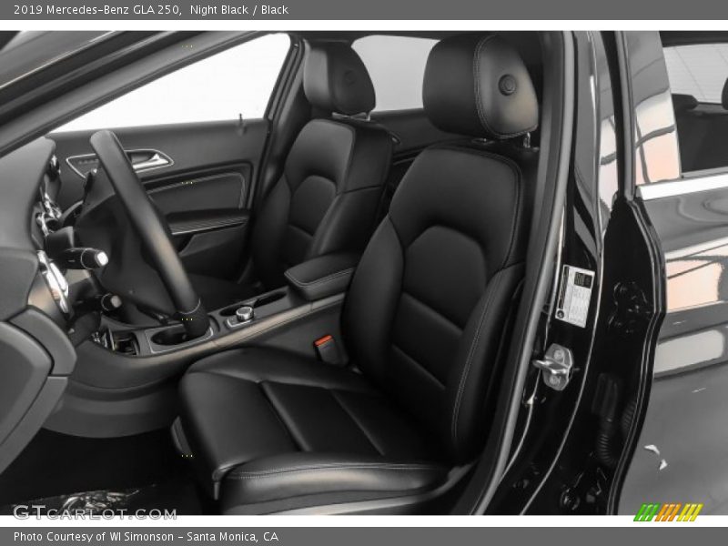 Night Black / Black 2019 Mercedes-Benz GLA 250