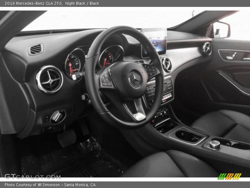 Night Black / Black 2019 Mercedes-Benz GLA 250