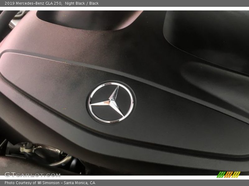 Night Black / Black 2019 Mercedes-Benz GLA 250