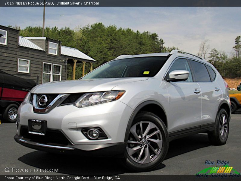 Brilliant Silver / Charcoal 2016 Nissan Rogue SL AWD