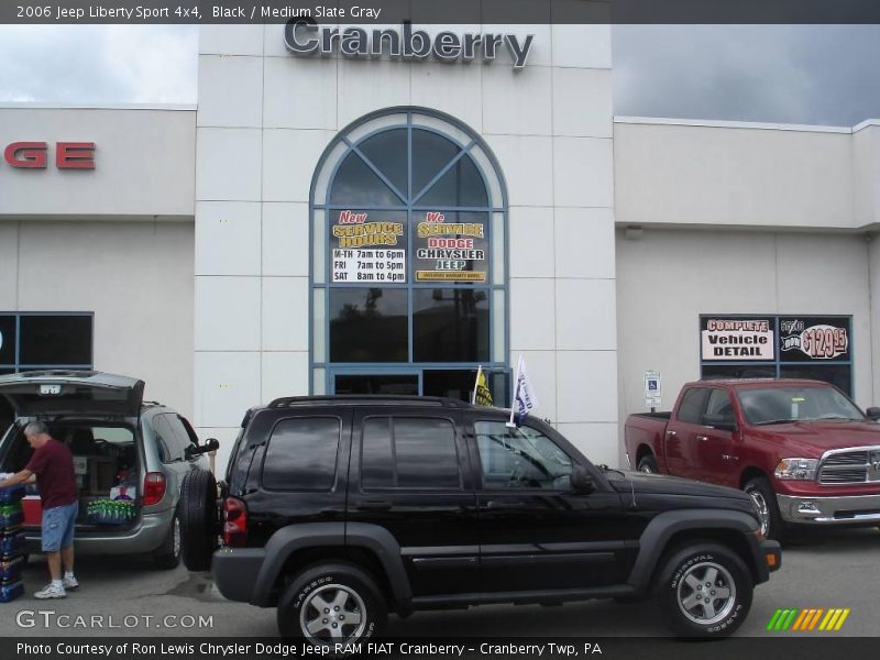 Black / Medium Slate Gray 2006 Jeep Liberty Sport 4x4