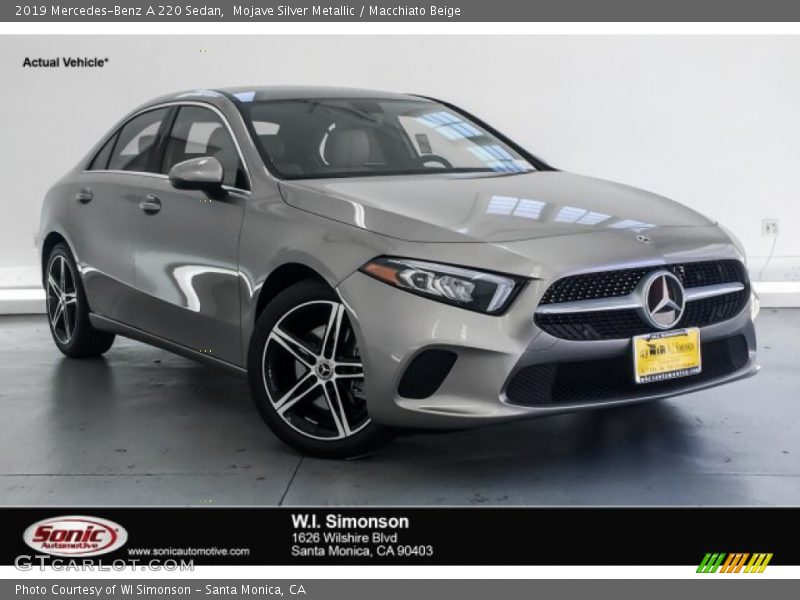 Mojave Silver Metallic / Macchiato Beige 2019 Mercedes-Benz A 220 Sedan