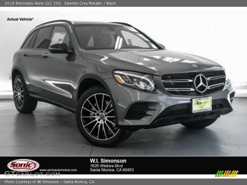 Selenite Grey Metallic / Black 2019 Mercedes-Benz GLC 300