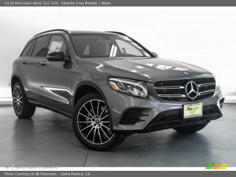 Selenite Grey Metallic / Black 2019 Mercedes-Benz GLC 300