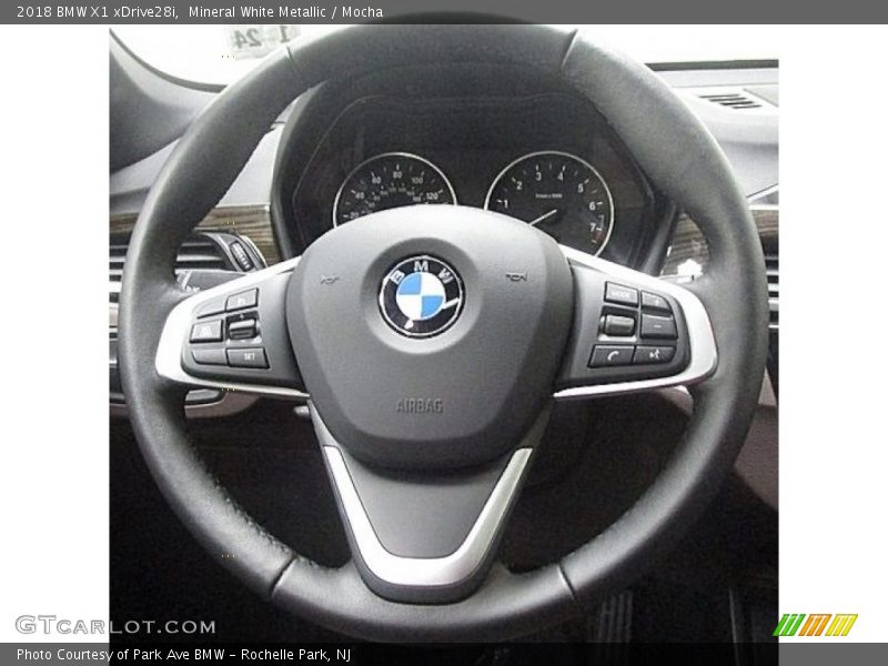 Mineral White Metallic / Mocha 2018 BMW X1 xDrive28i