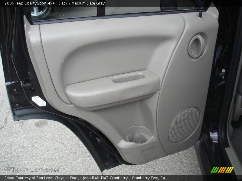 Black / Medium Slate Gray 2006 Jeep Liberty Sport 4x4