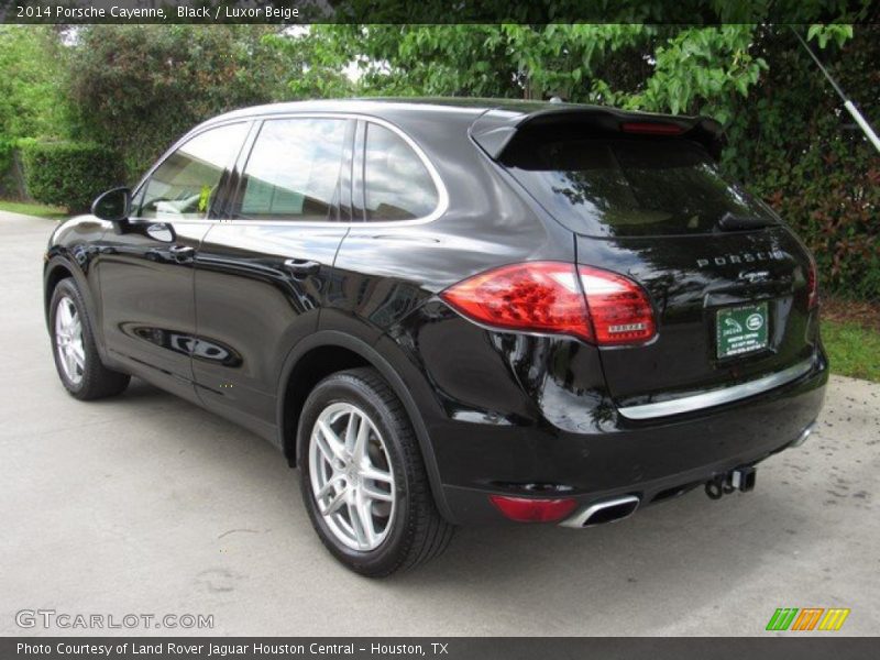 Black / Luxor Beige 2014 Porsche Cayenne
